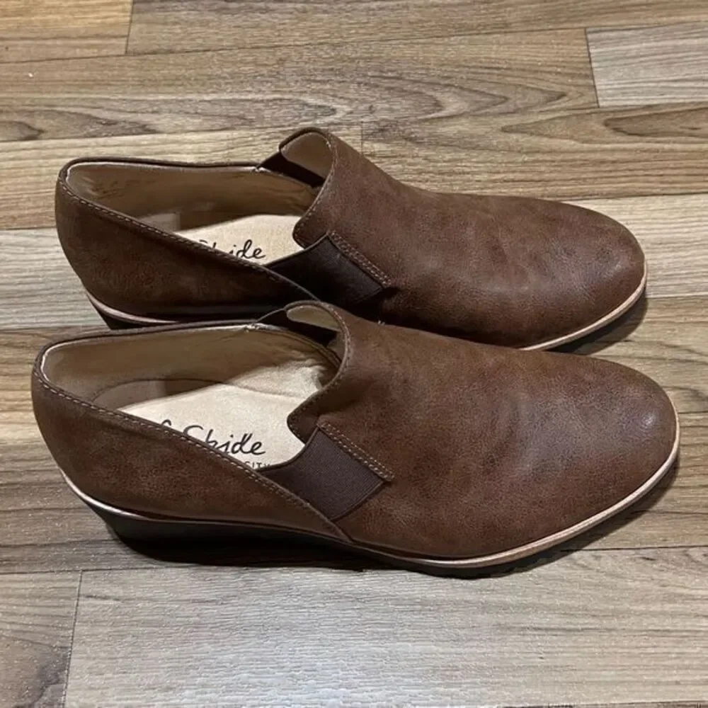 Life Stride Zora Wedge Slip on Faux Leather Upper Round Toe Brown Black Size 10W